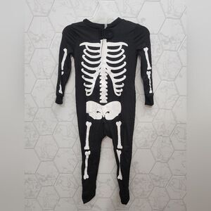 Nwt Infants Glow In The Dark Halloween Skeleton One-Piece Sleeper